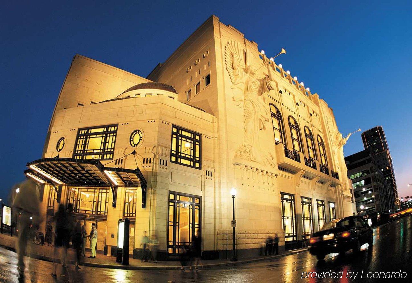 Embassy Suites By Hilton Fort Worth Downtown Servicios foto
